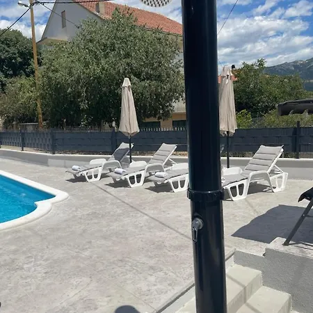 Apartments Antini Solin Exterior photo