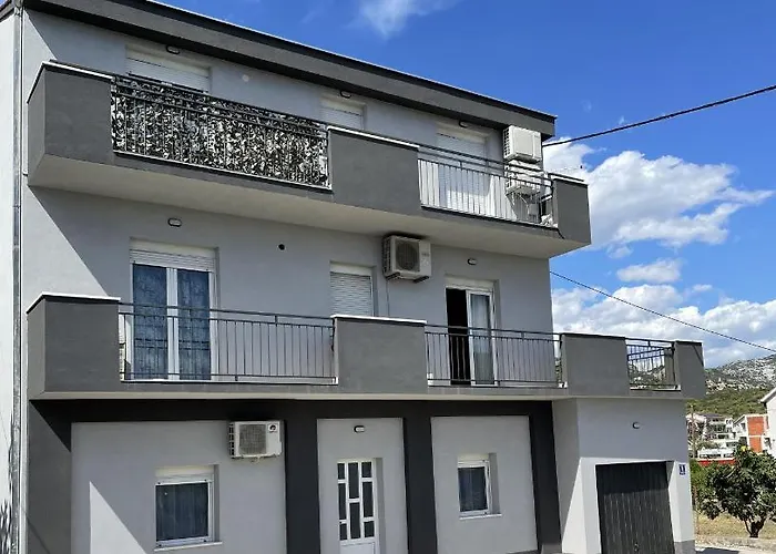 Apartments Antini