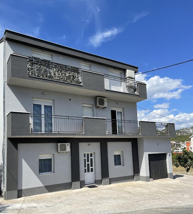 Antini Apartment *